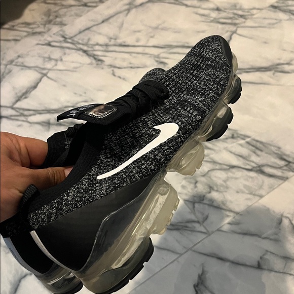 Nike Men’s VaporMax Flyknit Sneakers - Black & White - Picture 8 of 9